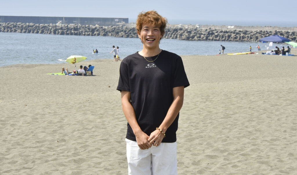 professional badminton stringer Noriyuki K. in Malta